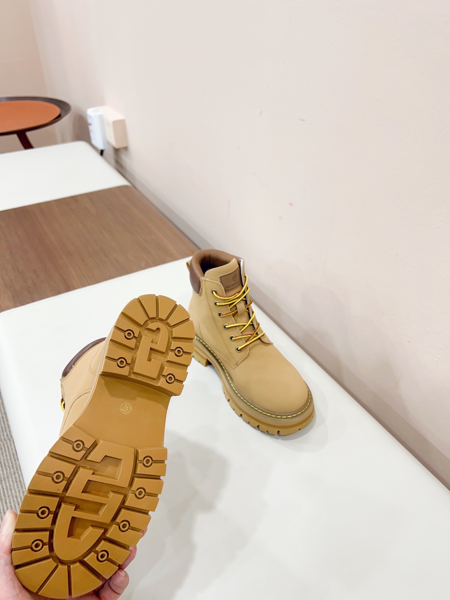 Chrome Hearts 2022 Crocodile Yellow Boots: Stylish and High Quality Footwear - 图片 7