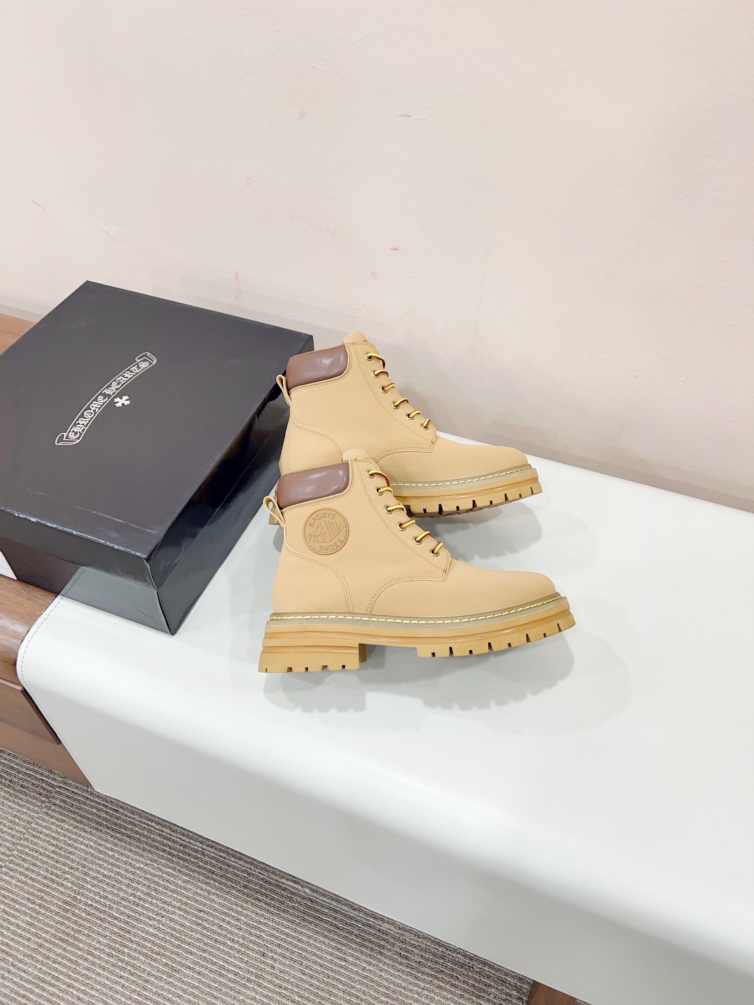 Chrome Hearts 2022 Crocodile Yellow Boots: Stylish and High Quality Footwear - 图片 2