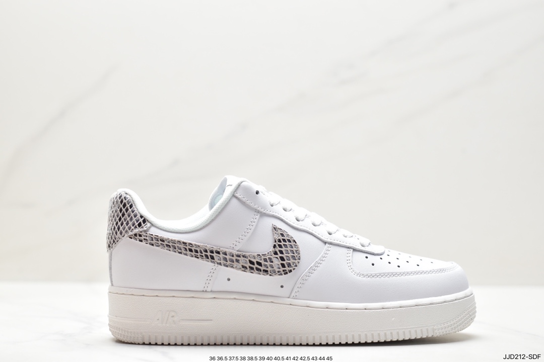 130 耐克Nike Air Force 1 Low 空军一号低帮百搭休闲运动板鞋 DV7762-300