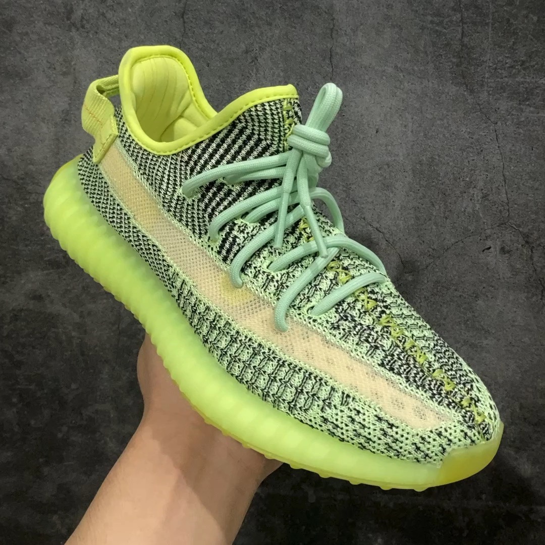 纯原Yeezy350V2夜光绿满天星