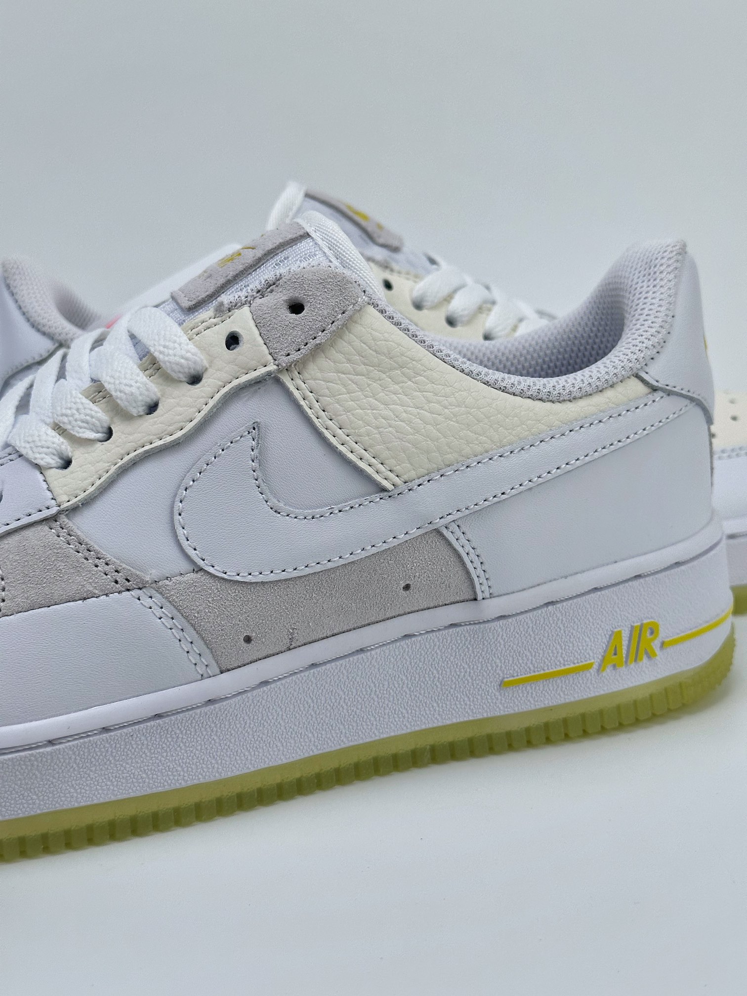 Nike Air Force 1 Low 07 白黄拼接 FQ0709-100