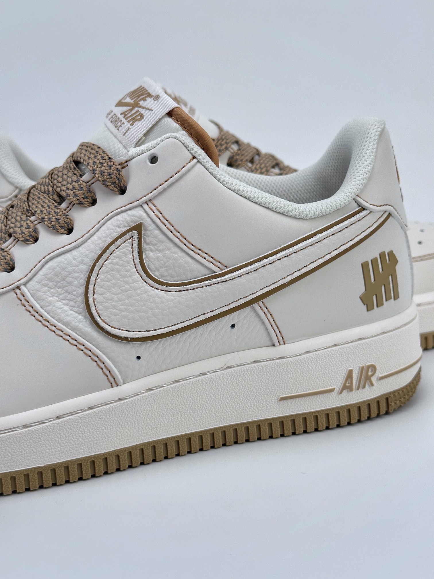 Nike Air Force 1 Low 07 斯图西联名白棕 UT2022-028