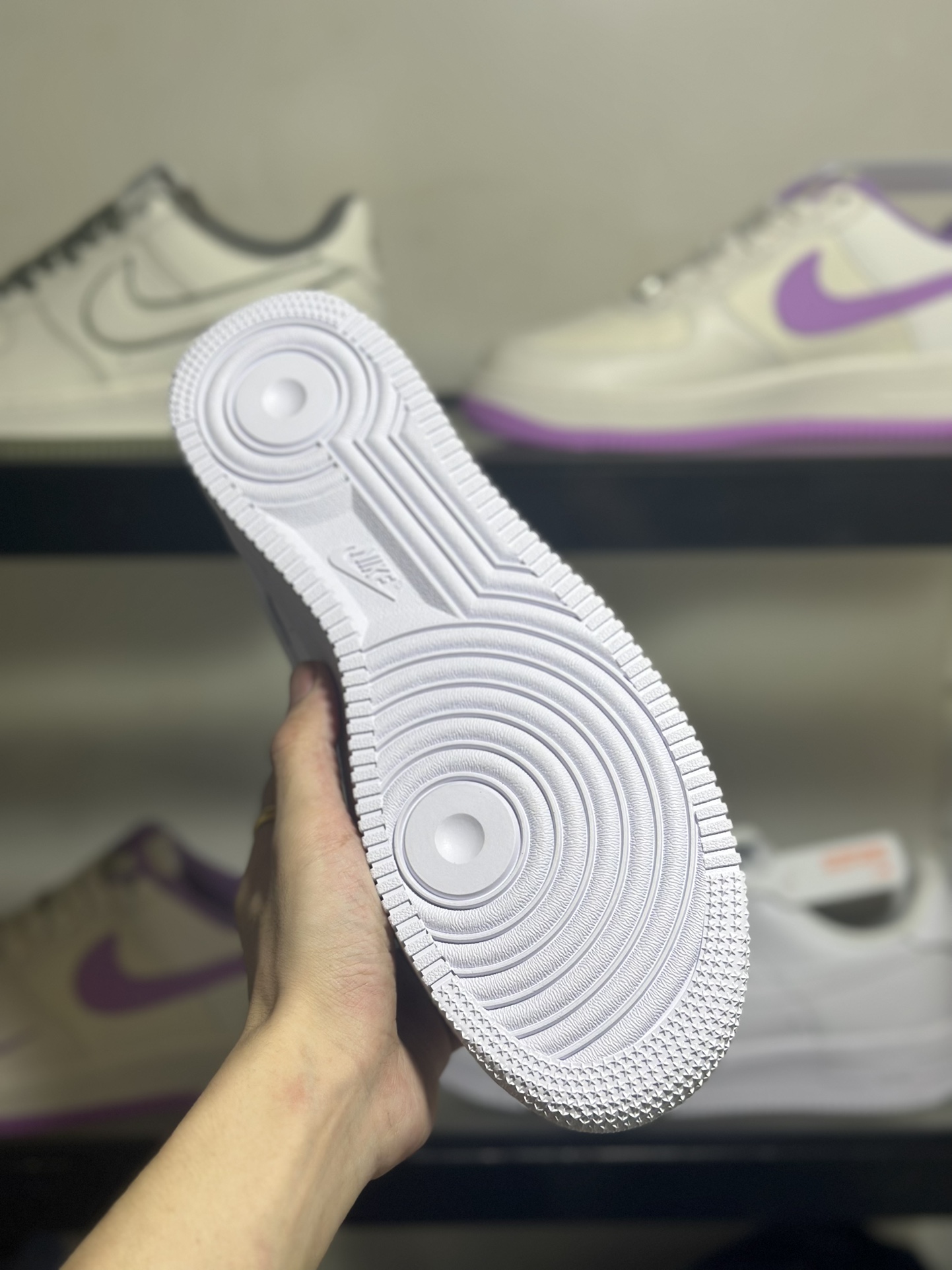 NikeAirForce1LowFl