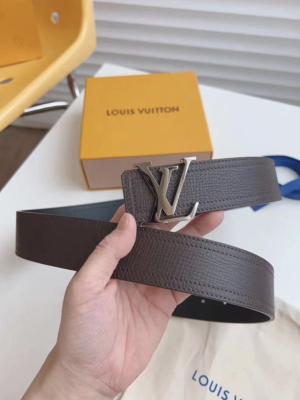 High-End Imported Leather Belts: Quality, Style, and Elegance - 图片 4