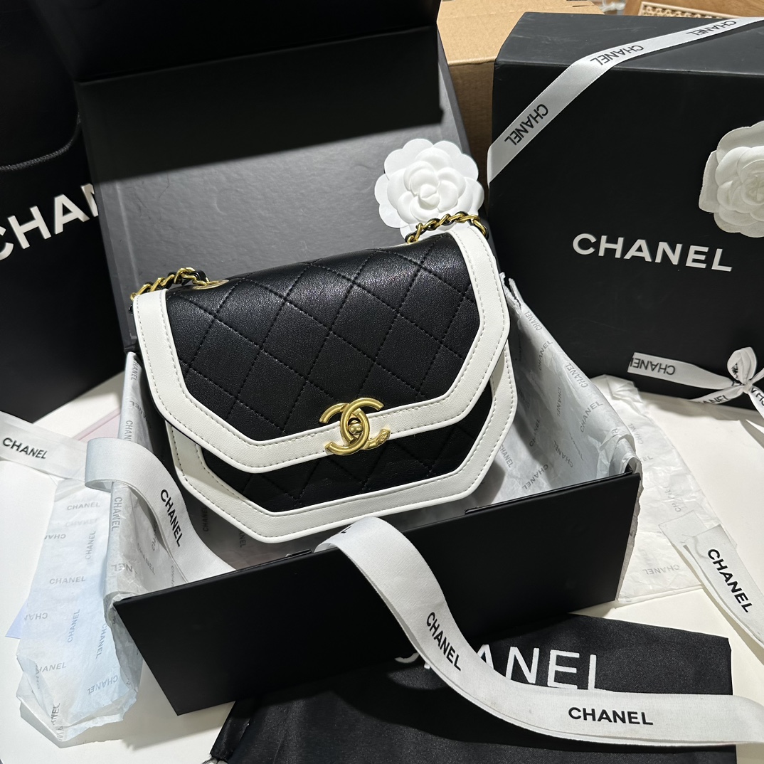 Où acheter des répliques
 Chanel Luxe
 Sacs À Selle Vintage Peu importe