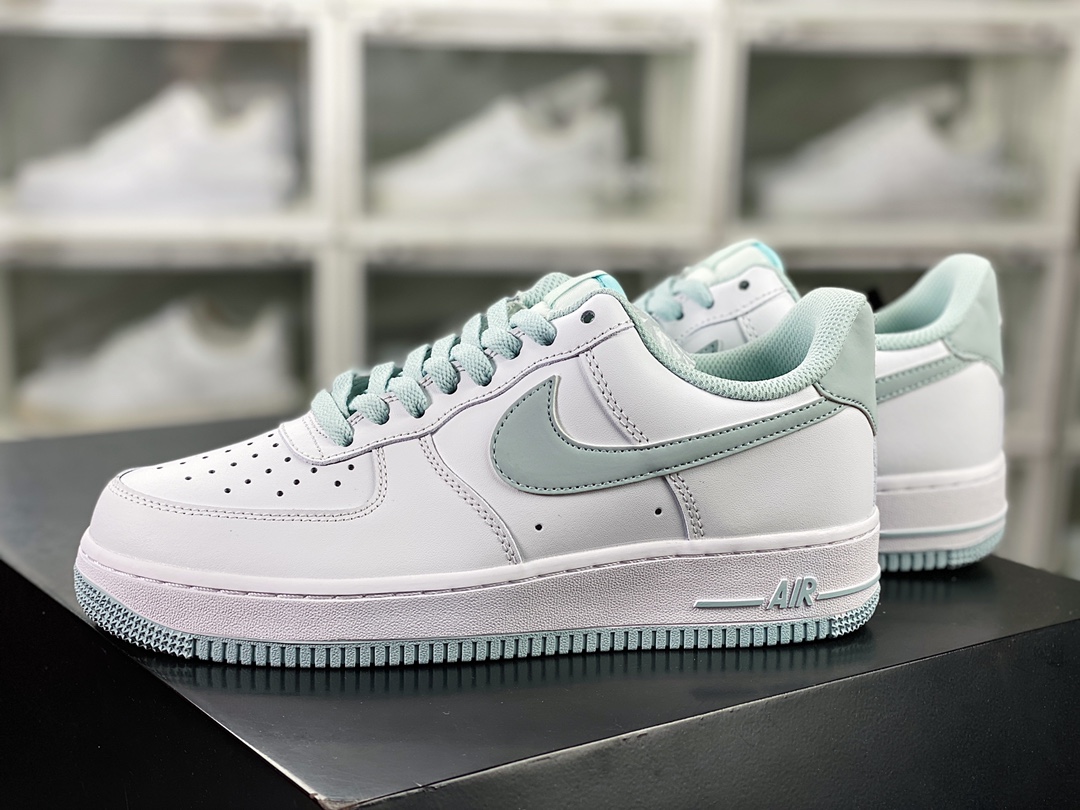 200 Air Force 1’07 Low"White/Mint 3M"空军一号经典低帮板鞋“皮革白香草薄荷绿反光钩子”JX2696-853