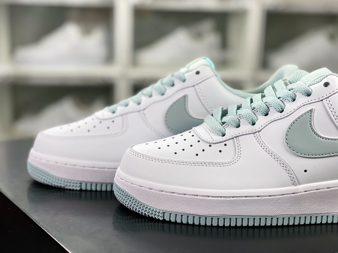 200 Air Force 1’07 Low"White/Mint 3M"空军一号经典低帮板鞋“皮革白香草薄荷绿反光钩子”JX2696-853