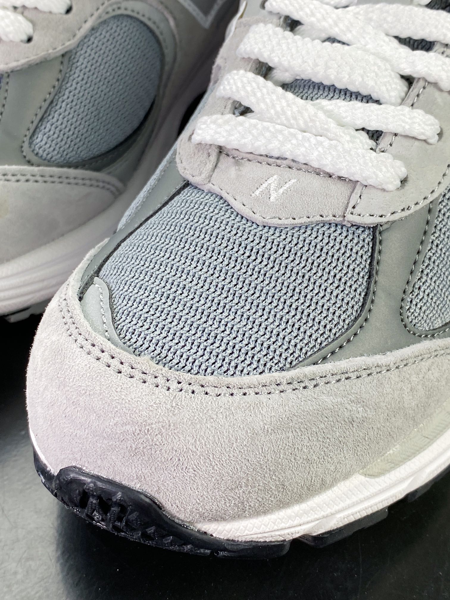 New Balance 2002R ”OG Grey” series low-top retro dad style casual sports jogging shoes ”OG original gray and white” 2002R