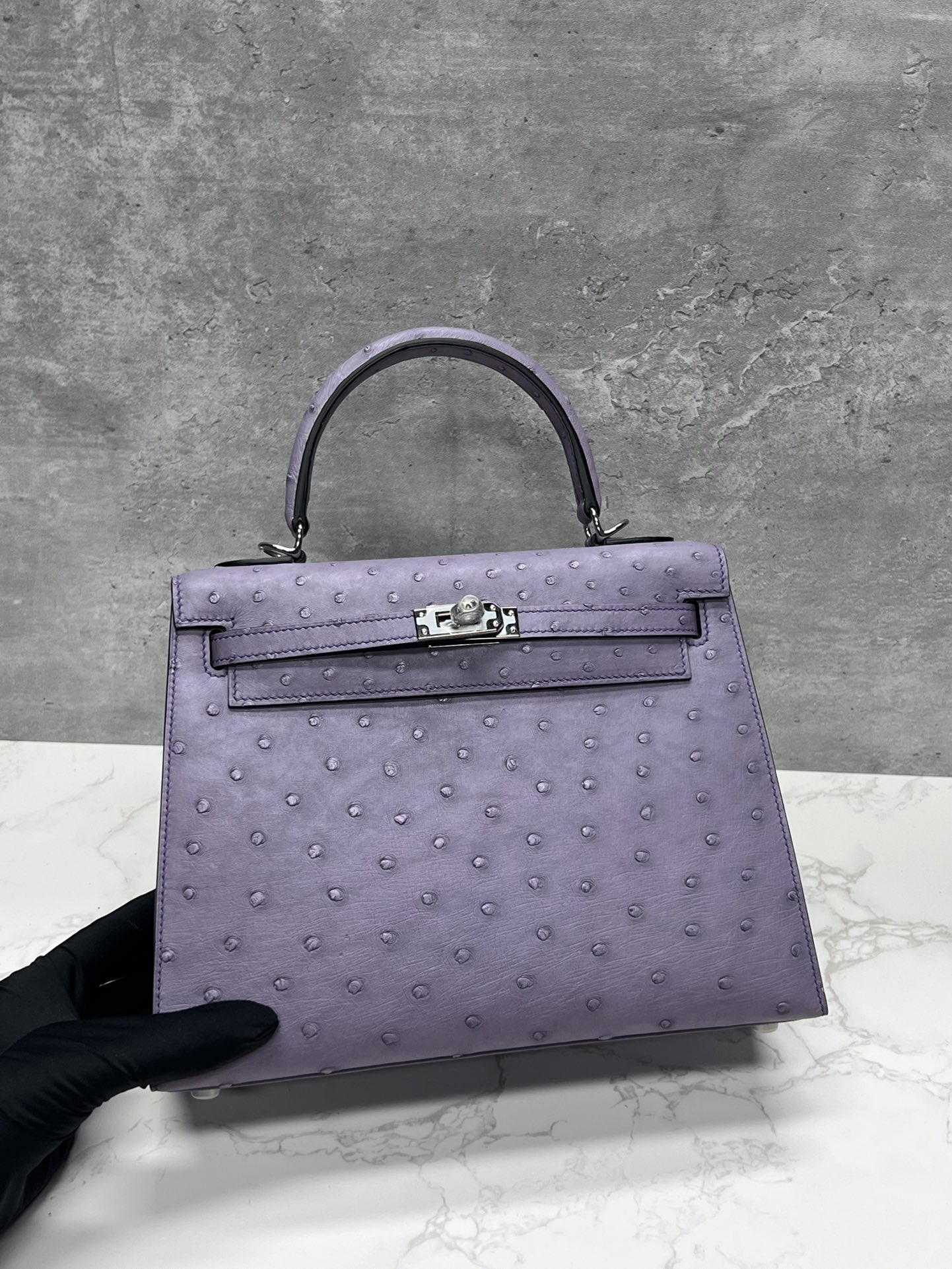 Kelly 25, lavanda... piel de avestruz
