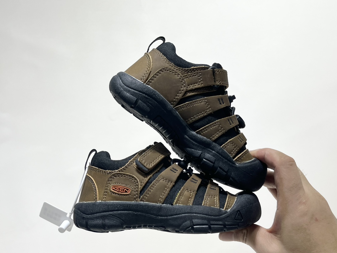 图片[9]-专G版KEEN潮牌户外帆布新款男女童登山徒步运动鞋 尺码：26-37码 超爱的户外潮牌🆒 户外当道，徒步爬山旅行上学🎒必备✔️ 帆布材质，舒适耐穿☁️ 魔术贴➕松紧带设计，穿脱方便✌🏻 橡胶耐磨大底，抓地力超强👍🏻 配色超级出彩🌈推荐get🛒-选品中心