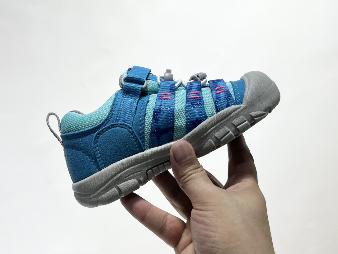 图片[6]-专G版KEEN潮牌户外帆布新款男女童登山徒步运动鞋 尺码：26-37码 超爱的户外潮牌🆒 户外当道，徒步爬山旅行上学🎒必备✔️ 帆布材质，舒适耐穿☁️ 魔术贴➕松紧带设计，穿脱方便✌🏻 橡胶耐磨大底，抓地力超强👍🏻 配色超级出彩🌈推荐get🛒-选品中心