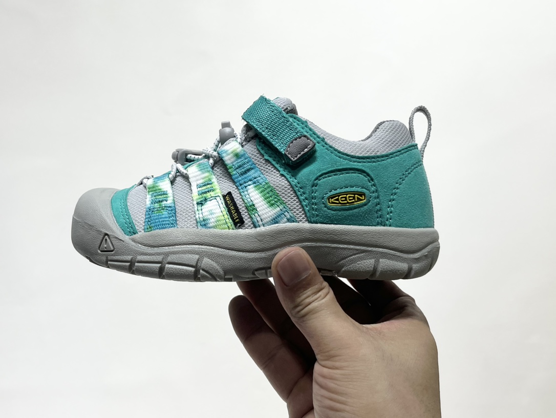 图片[4]-专G版KEEN潮牌户外帆布新款男女童登山徒步运动鞋 尺码：26-37码 超爱的户外潮牌🆒 户外当道，徒步爬山旅行上学🎒必备✔️ 帆布材质，舒适耐穿☁️ 魔术贴➕松紧带设计，穿脱方便✌🏻 橡胶耐磨大底，抓地力超强👍🏻 配色超级出彩🌈推荐get🛒-选品中心