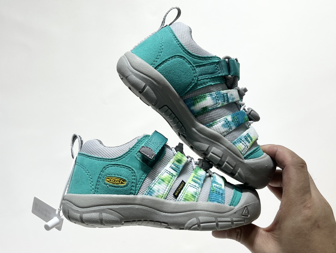 图片[9]-专G版KEEN潮牌户外帆布新款男女童登山徒步运动鞋 尺码：26-37码 超爱的户外潮牌🆒 户外当道，徒步爬山旅行上学🎒必备✔️ 帆布材质，舒适耐穿☁️ 魔术贴➕松紧带设计，穿脱方便✌🏻 橡胶耐磨大底，抓地力超强👍🏻 配色超级出彩🌈推荐get🛒-选品中心