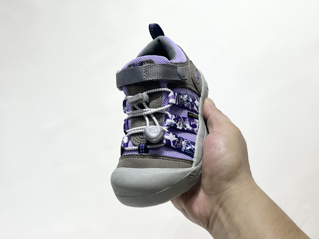 图片[3]-专G版KEEN潮牌户外帆布新款男女童登山徒步运动鞋 尺码：26-37码 超爱的户外潮牌🆒 户外当道，徒步爬山旅行上学🎒必备✔️ 帆布材质，舒适耐穿☁️ 魔术贴➕松紧带设计，穿脱方便✌🏻 橡胶耐磨大底，抓地力超强👍🏻 配色超级出彩🌈推荐get🛒-选品中心