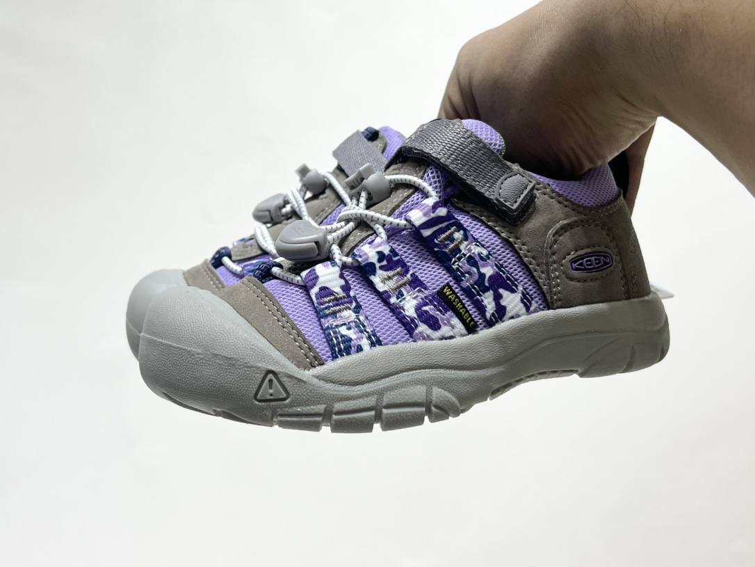 图片[2]-专G版KEEN潮牌户外帆布新款男女童登山徒步运动鞋 尺码：26-37码 超爱的户外潮牌🆒 户外当道，徒步爬山旅行上学🎒必备✔️ 帆布材质，舒适耐穿☁️ 魔术贴➕松紧带设计，穿脱方便✌🏻 橡胶耐磨大底，抓地力超强👍🏻 配色超级出彩🌈推荐get🛒-选品中心