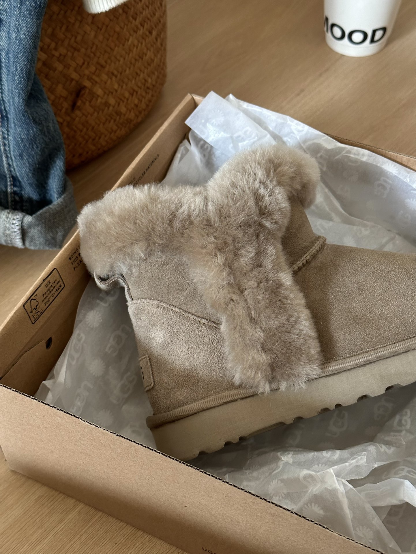 +++正码️UGG2023羊驼毛边小