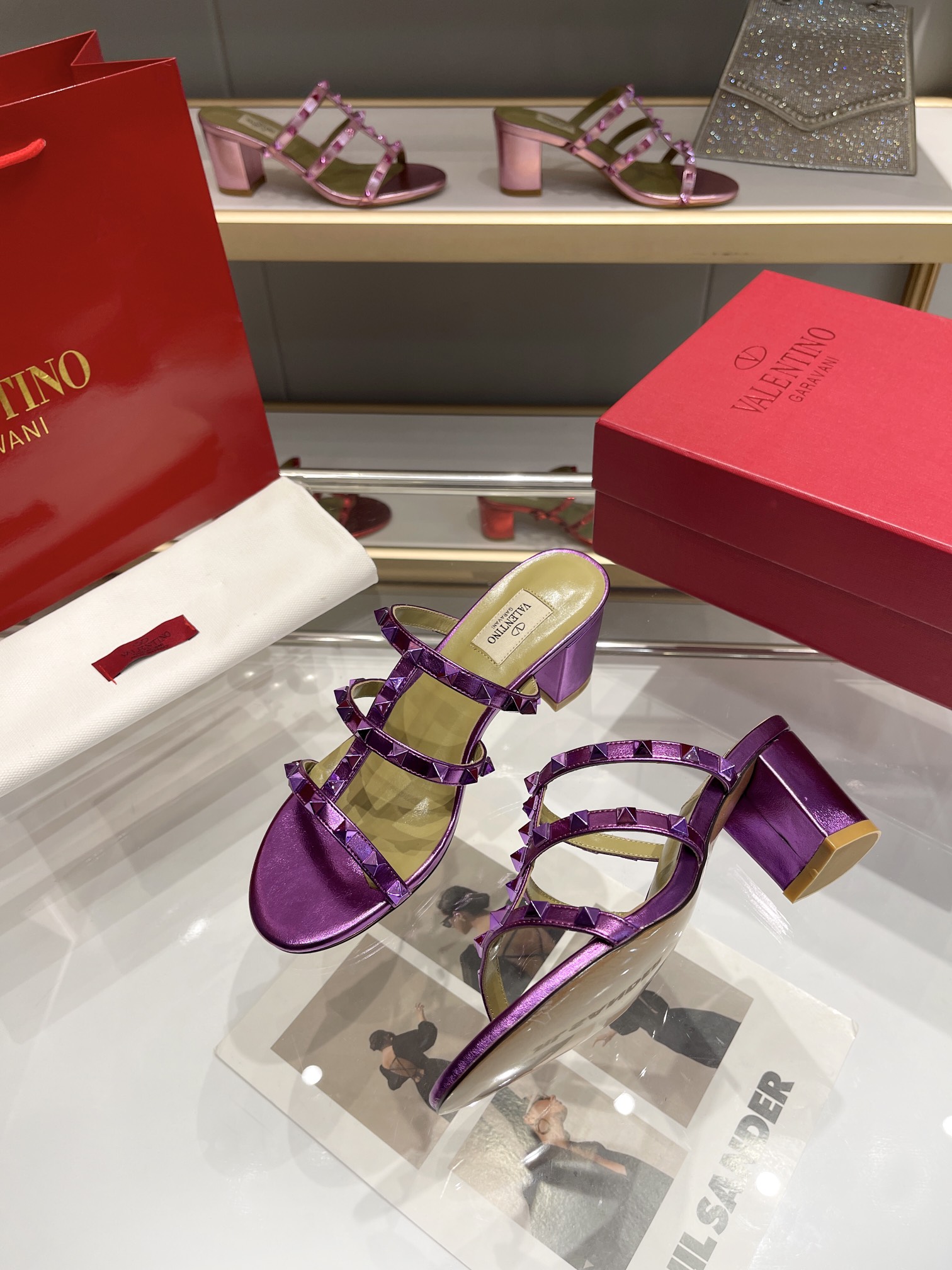versión superior 𝑉𝐴𝐿𝐸𝑁𝑇𝐼𝑁𝑂 Valentino 2024 Primavera Verano Nuevo Mujeres ¡Hollow 8 colores 