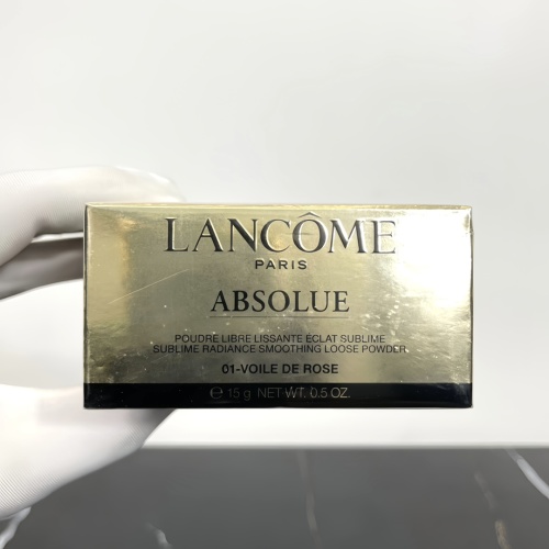 Lancôme Absolue Sublime Radiance Smoothing Loose Powder - 01 Voile de Rose 1 Lancôme Absolue Sublime Radiance Smoothing Loose Powder - 01 Voile de Rose