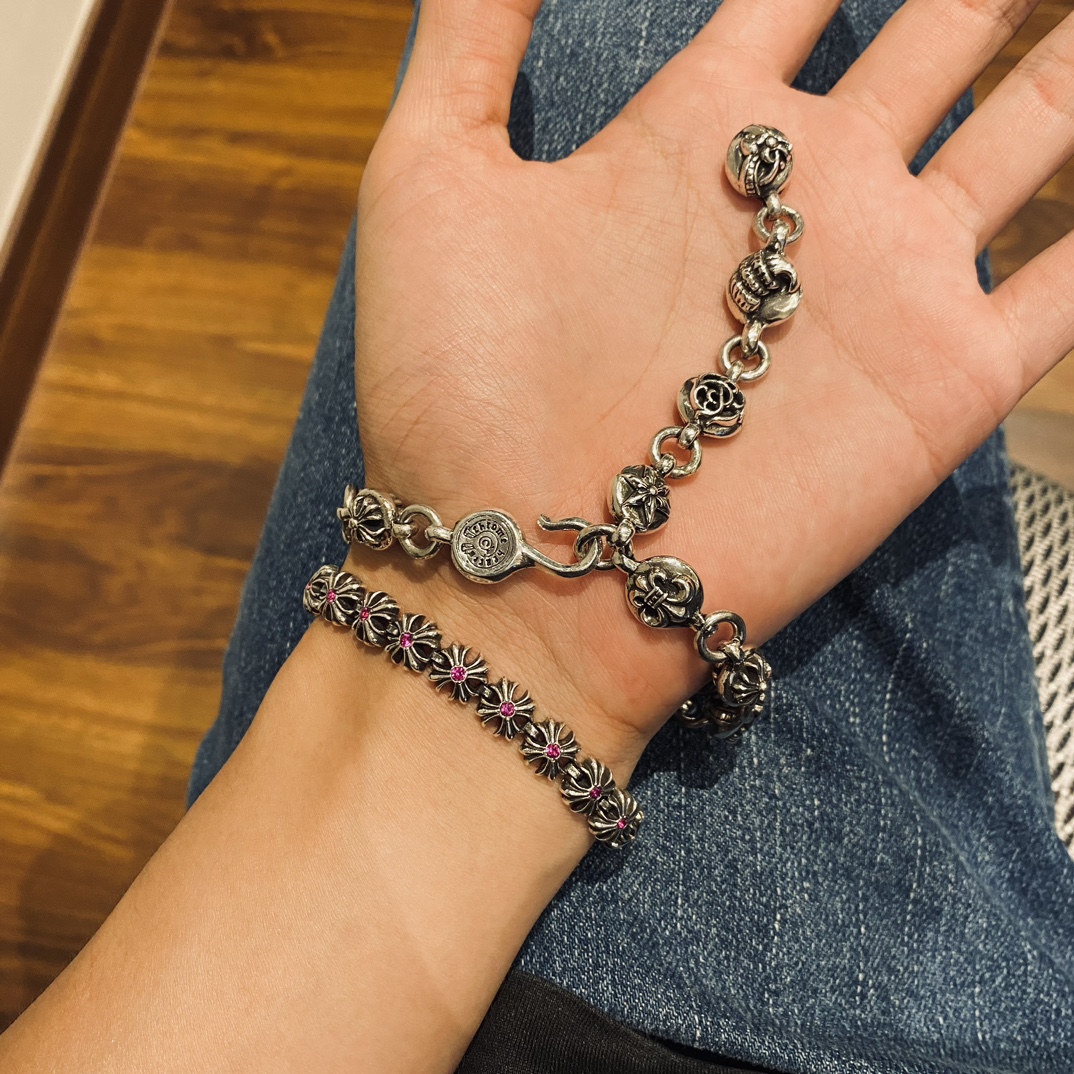 Bracelets & Bangles