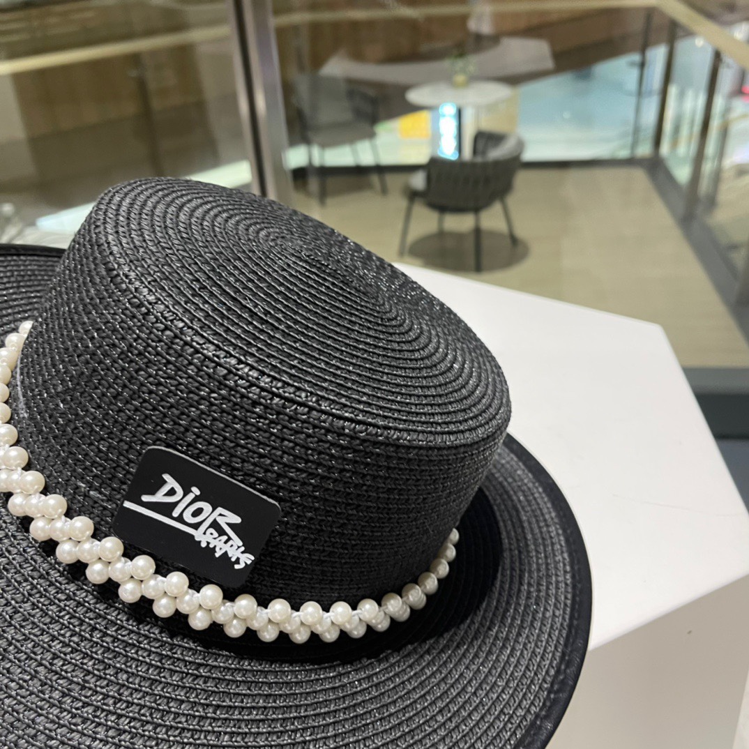 Dior迪奥新品搭配珍珠更完美草帽 精简盆帽 代购版本！时尚潮流，高端做工！非一般的品质，细节看实拍哦