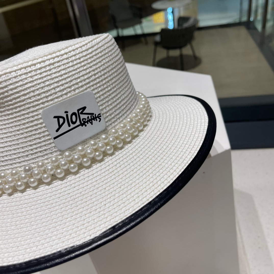 Dior迪奥新品搭配珍珠更完美草帽 精简盆帽 代购版本！时尚潮流，高端做工！非一般的品质，细节看实拍哦