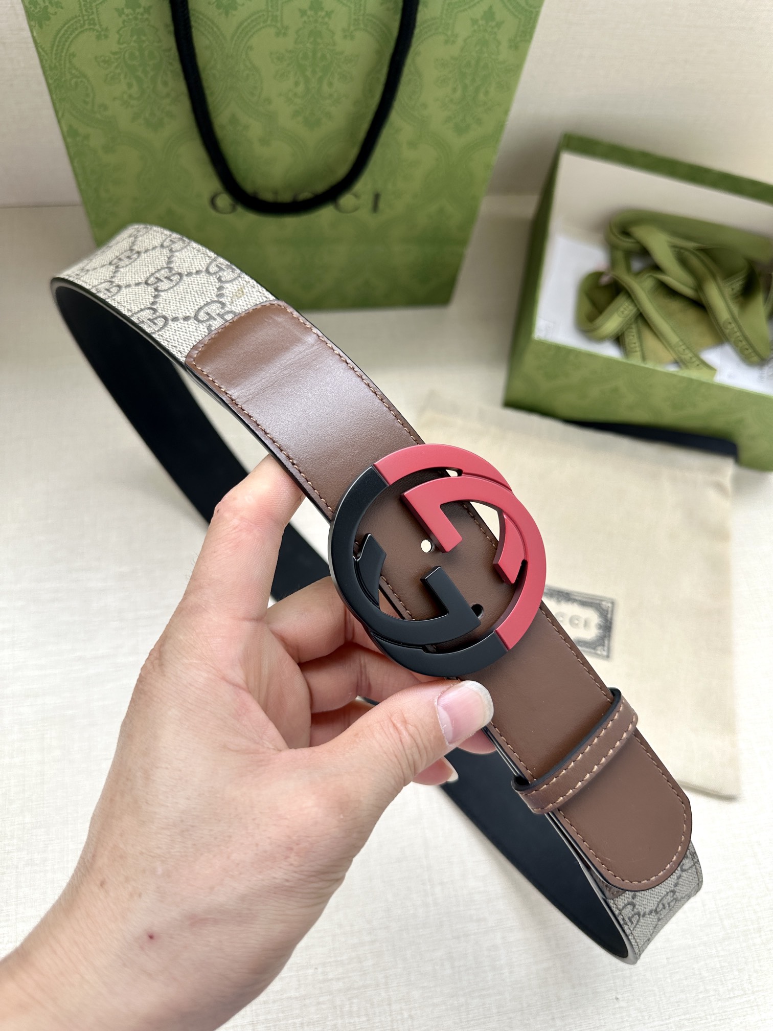 _di19s84tKahFH3GYnPo_WcKwgajYo37sw0_S-Bw