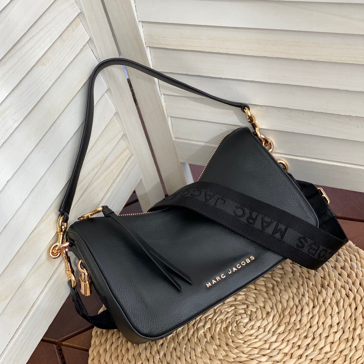 Marc Jacobs ～牛皮斜挎包黑色大号28*11*17cm