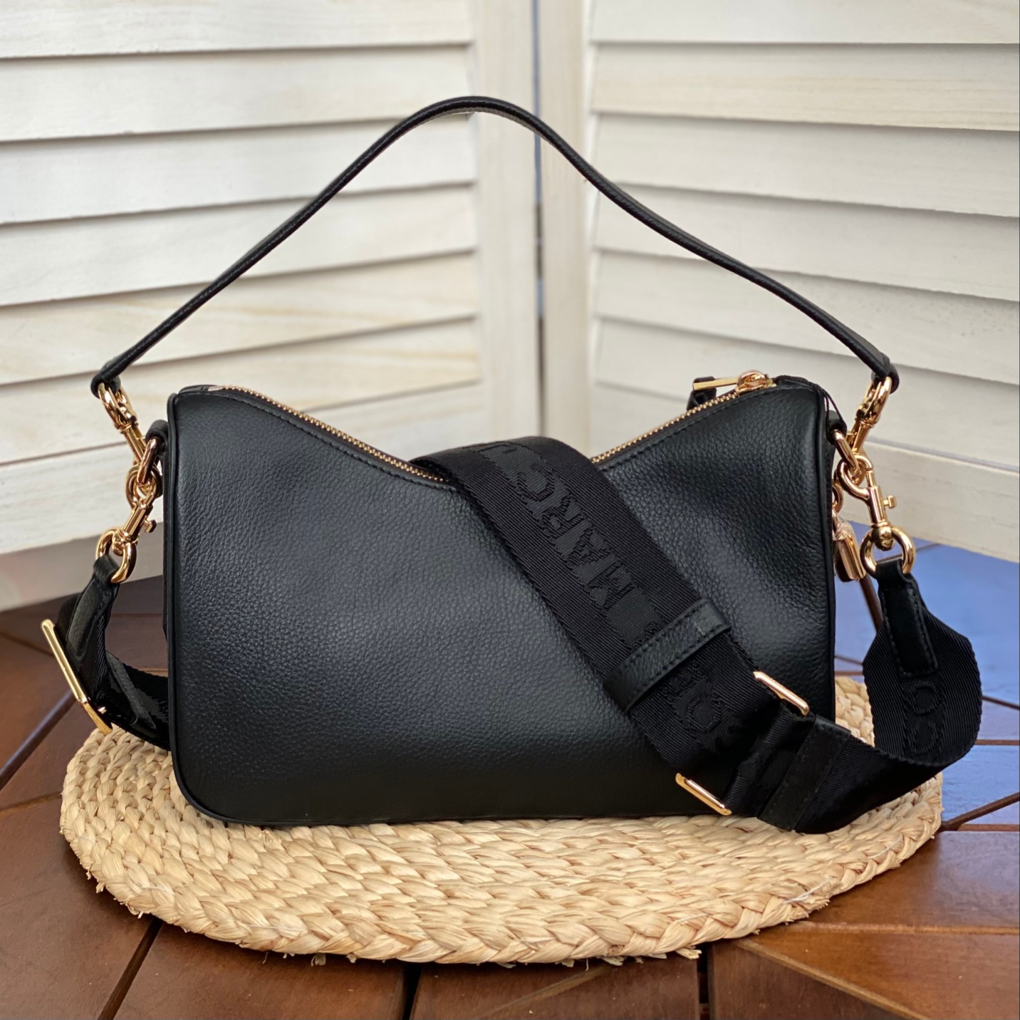 Marc Jacobs ～牛皮斜挎包黑色大号28*11*17cm