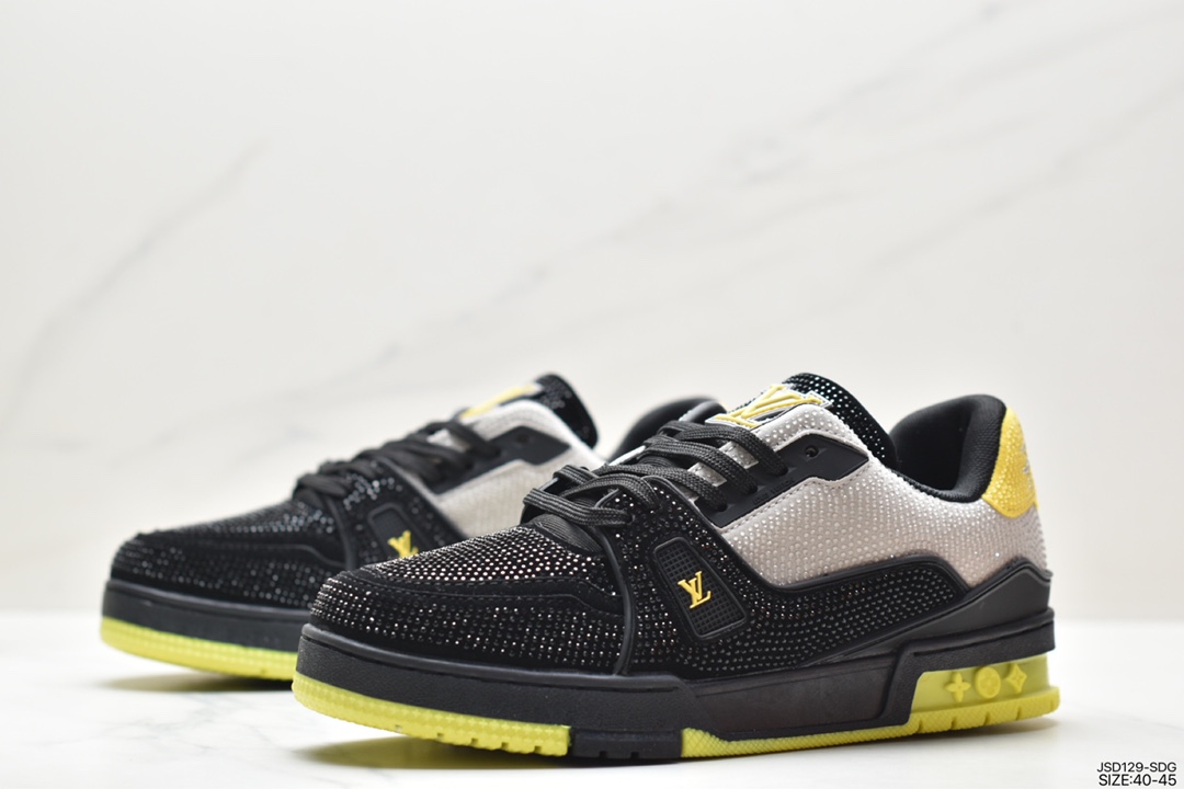 The new LVLouis Vuitton Trainer Sneaker Low casual sports culture all-match sneakers