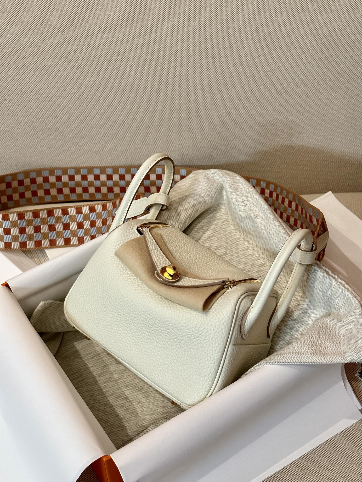 Hermes Lindy Cream shoulder everyday