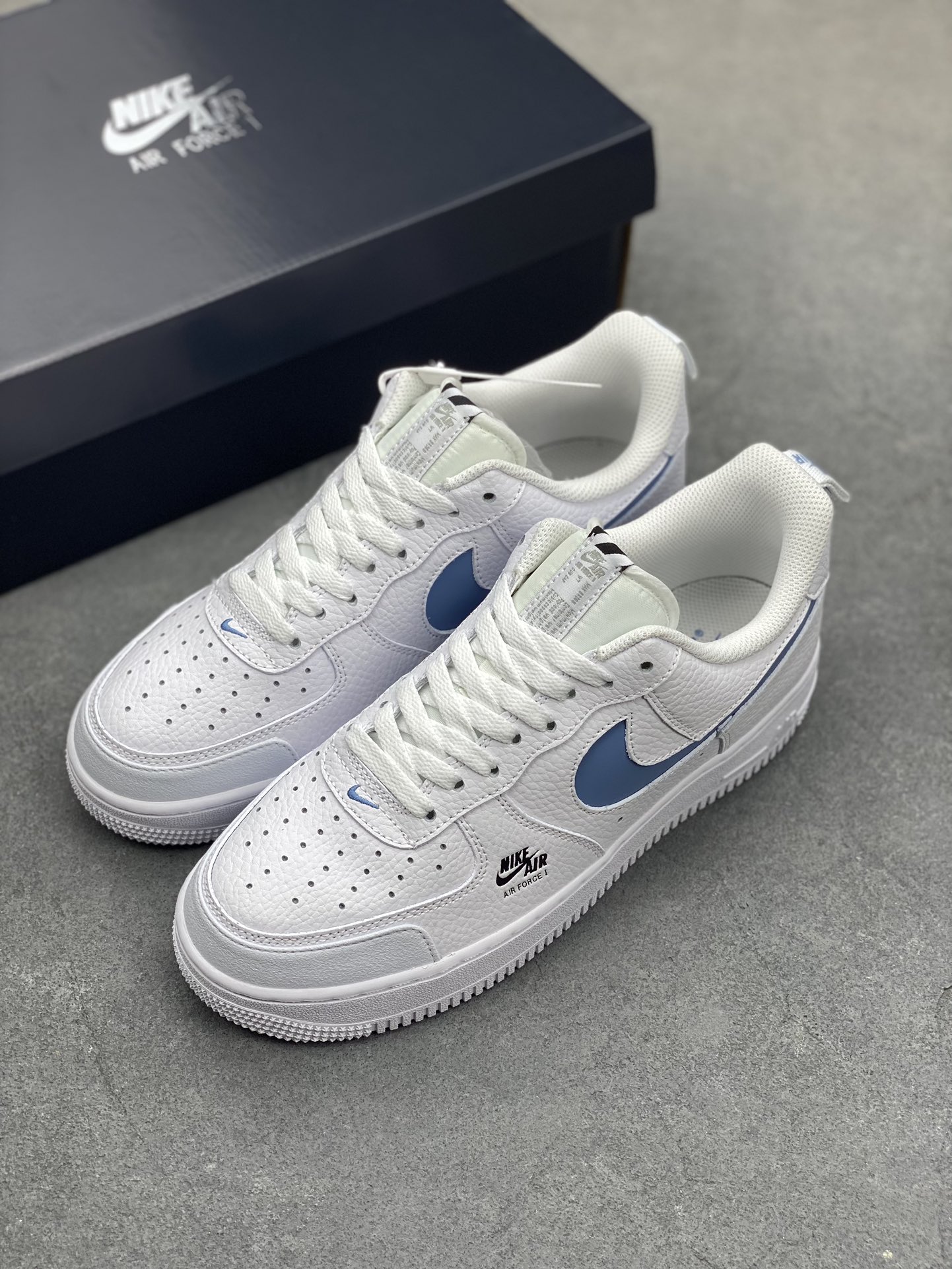 Nike Air Force 1 Premium White Reflective Casual Sneakers (CV3039-118) 9 i1691260905 1519 7