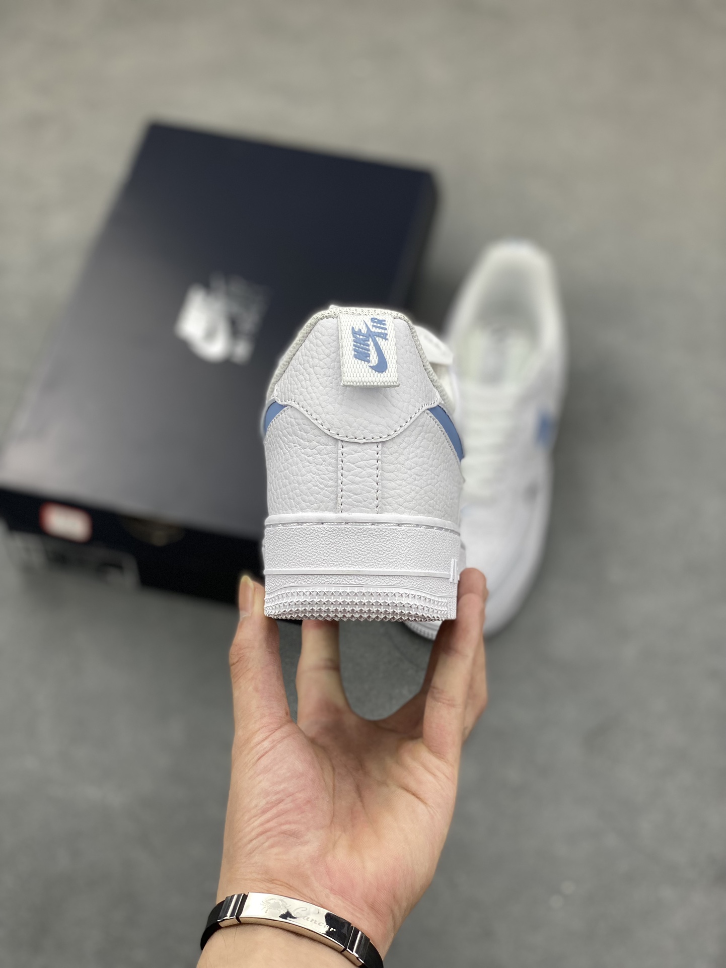 Nike Air Force 1 Premium White Reflective Casual Sneakers (CV3039-118) 5 i1691260905 3321 3