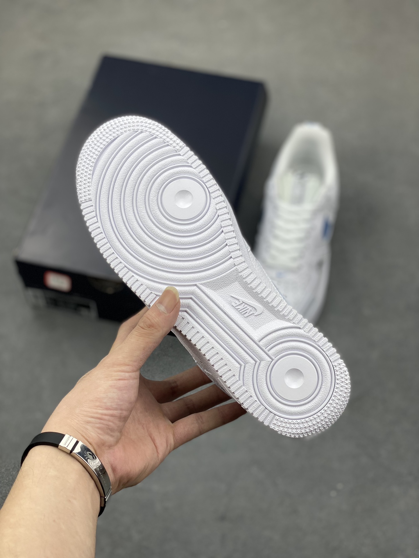 Nike Air Force 1 Premium White Reflective Casual Sneakers (CV3039-118) 7 i1691260905 836 5