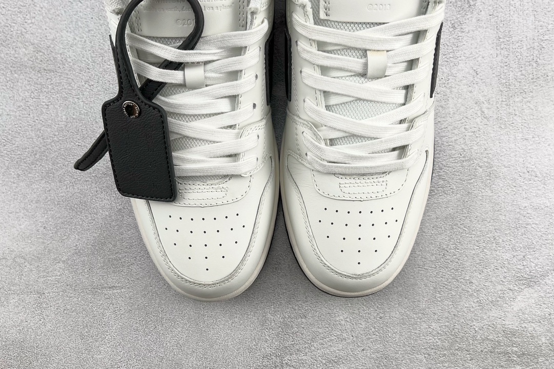 OFF-WHITE Out Of Offce Black and White OMIA189R21LEA0010110