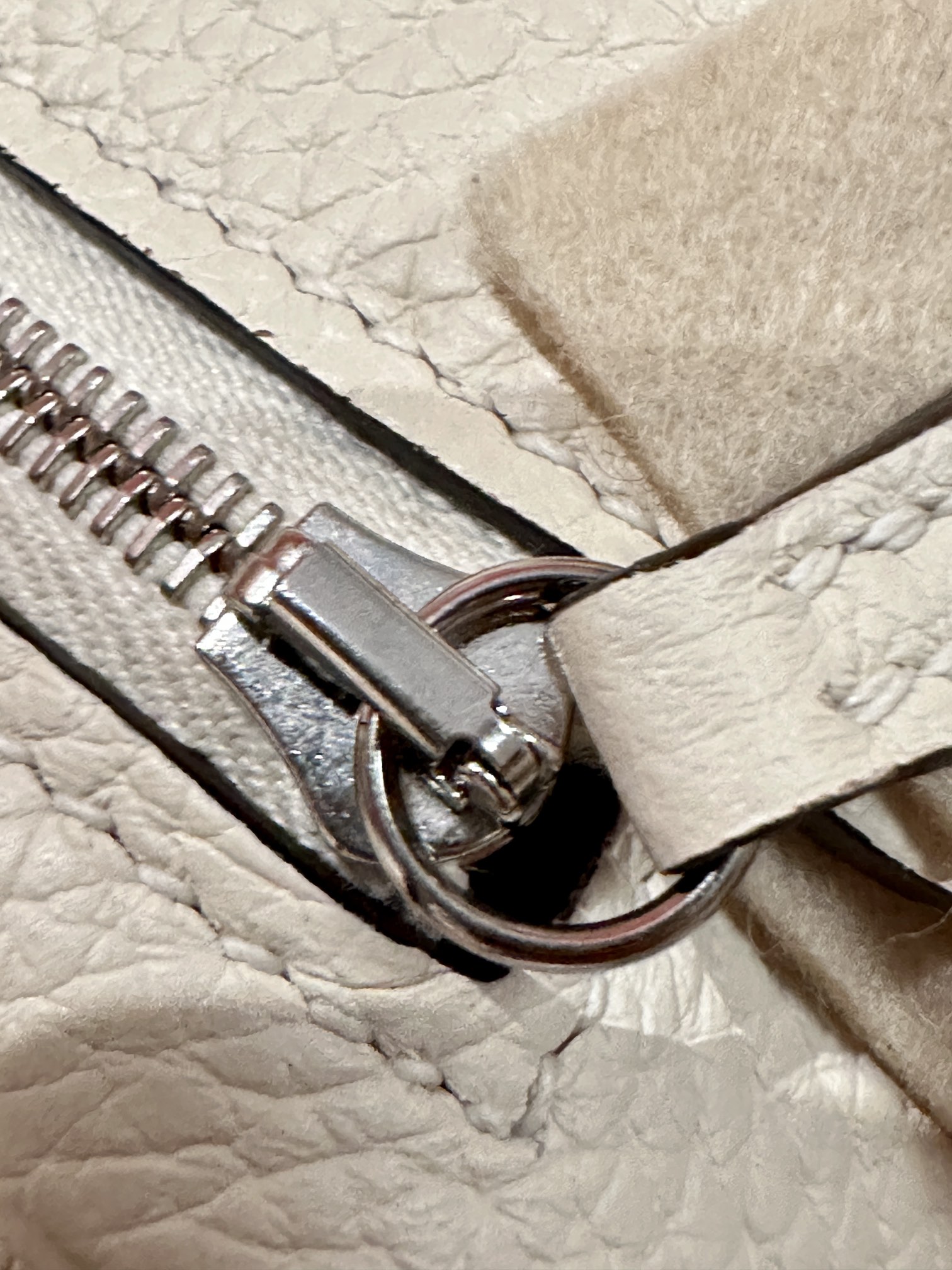 Hermes Lindy Nata mini shoulder everyday