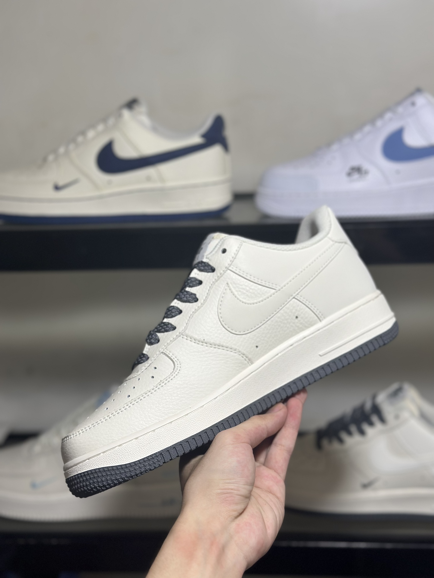 NikeAirForce1Low米白