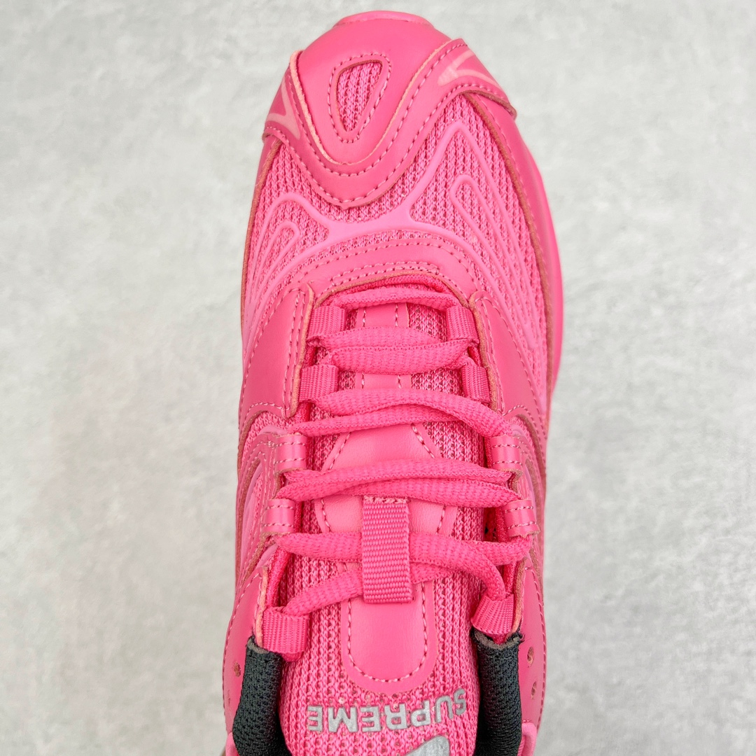 图片[4]-＃纯原 Supreme x NK Air Max 98 TL SP 系列低帮经典复古百搭休闲运动气垫慢跑鞋 Sup联名 DR1033-600 Supreme x Air Max 98 TL 最新联名鞋款正式登场！继合作发布 SB Blazer Mid 之后，Supreme 与 NK 再度为 2022 秋季带来联名新作，共同打造 Air Max 98 TL 全新联名鞋款。本次联名鞋款共推出黑色、白色、粉色与棕色四种选择，鞋面采用合成皮革与针织网眼构成，搭配反光 TPU 覆盖层提升视觉层次。鞋侧迷你 Swoosh Logo、鞋跟变形的 Supreme 字样以及鞋带皆配备反光元素，最后搭载 Air Max 98 经典的全掌外露 Air 气垫以及橡胶外底完成设计。尺码：36 36.5 37.5 38 38.5 39 40-选品中心