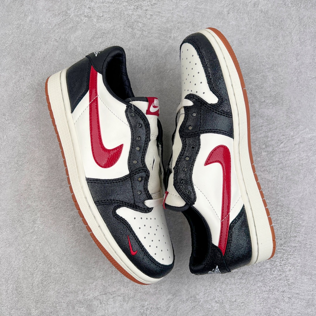 图片[3]-零售💰220 ＃福利特价‼Air Jordan AJ1 Low OG 低帮系列 CZ0790 原装楦头纸板开发 完美鞋型 超高清洁度 鞋型不臃肿别扭 原厂内置全掌气垫 A模大底 头层小牛皮 鞋舌AJ原厂专用牛津布 AJ专用反口珍珠布 原厂无杂质高弹内里海棉 特殊封边弹力鞋带 头层牛皮 原鞋开模 拒绝公底 购置公司同步原材料 都有细节原汁原味 忠于原版 SIZE：36 36.5 37.5 38 38.5 39 40 40.5 41 42 42.5 43 44 44.5 45 46 47.5 编码：Bby2936020-运动鞋