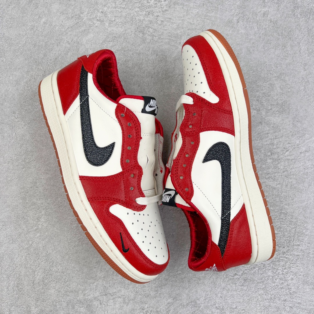 图片[3]-零售💰220 ＃福利特价‼Air Jordan AJ1 Low OG 低帮系列 CZ0790 原装楦头纸板开发 完美鞋型 超高清洁度 鞋型不臃肿别扭 原厂内置全掌气垫 A模大底 头层小牛皮 鞋舌AJ原厂专用牛津布 AJ专用反口珍珠布 原厂无杂质高弹内里海棉 特殊封边弹力鞋带 头层牛皮 原鞋开模 拒绝公底 购置公司同步原材料 都有细节原汁原味 忠于原版 SIZE：36 36.5 37.5 38 38.5 39 40 40.5 41 42 42.5 43 44 44.5 45 46 47.5 编码：Bby2936020-运动鞋