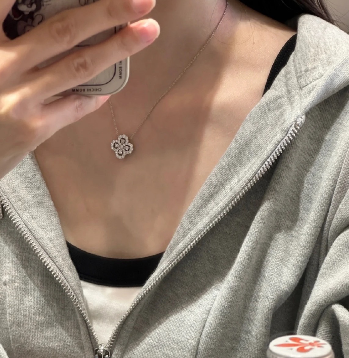 项链耳拍
S0190 👑高级珠宝💎定制 hw海温斯顿 经典 四叶草 微镶 项链🍀系列 今年大热门款📩💗花