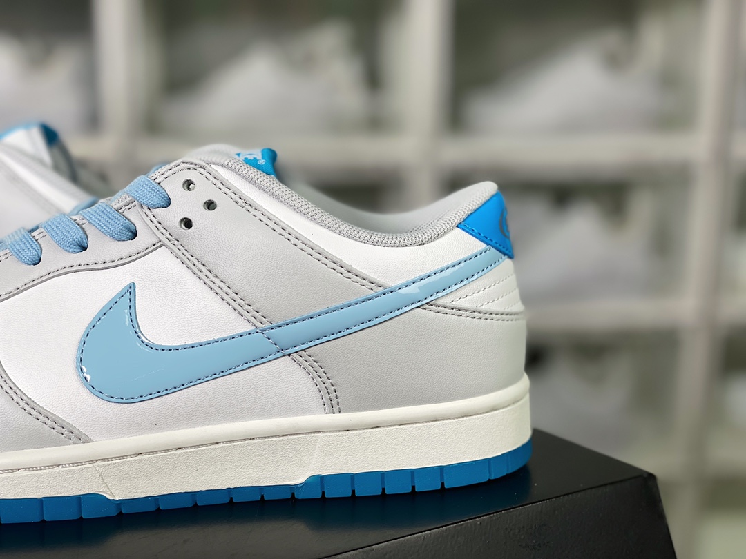 SB Dunk Low”520”扣篮系列低帮板鞋“浅灰白天蓝520情人节”FN3433-141