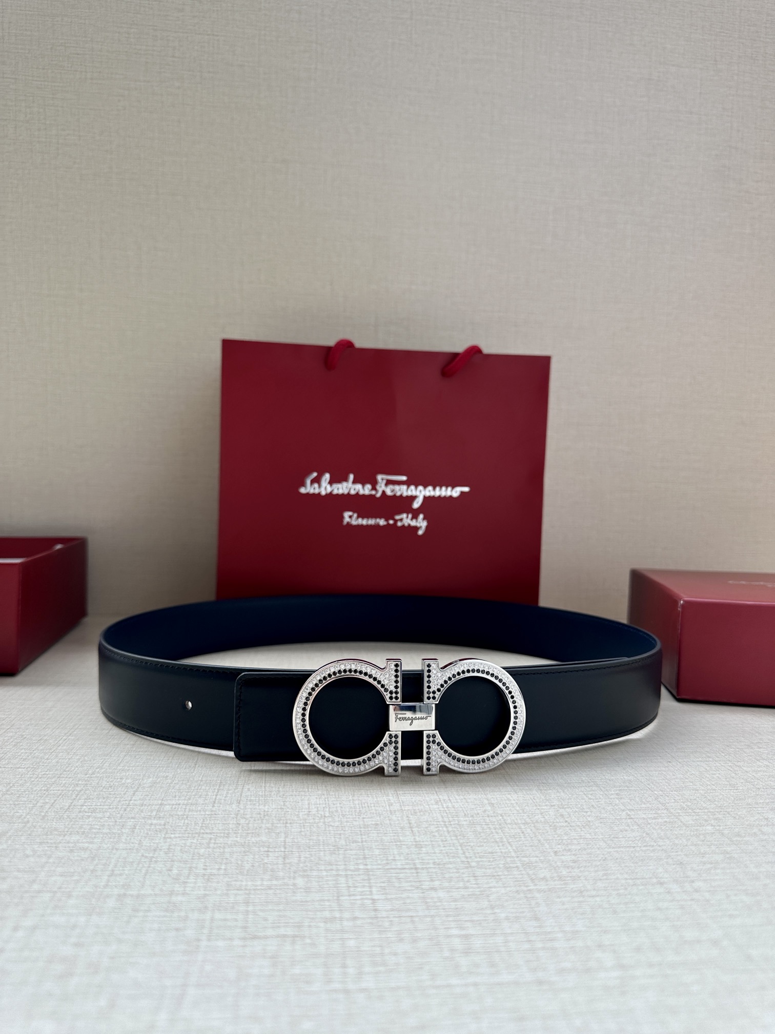 Ferragamo.菲拉格慕宽度3.