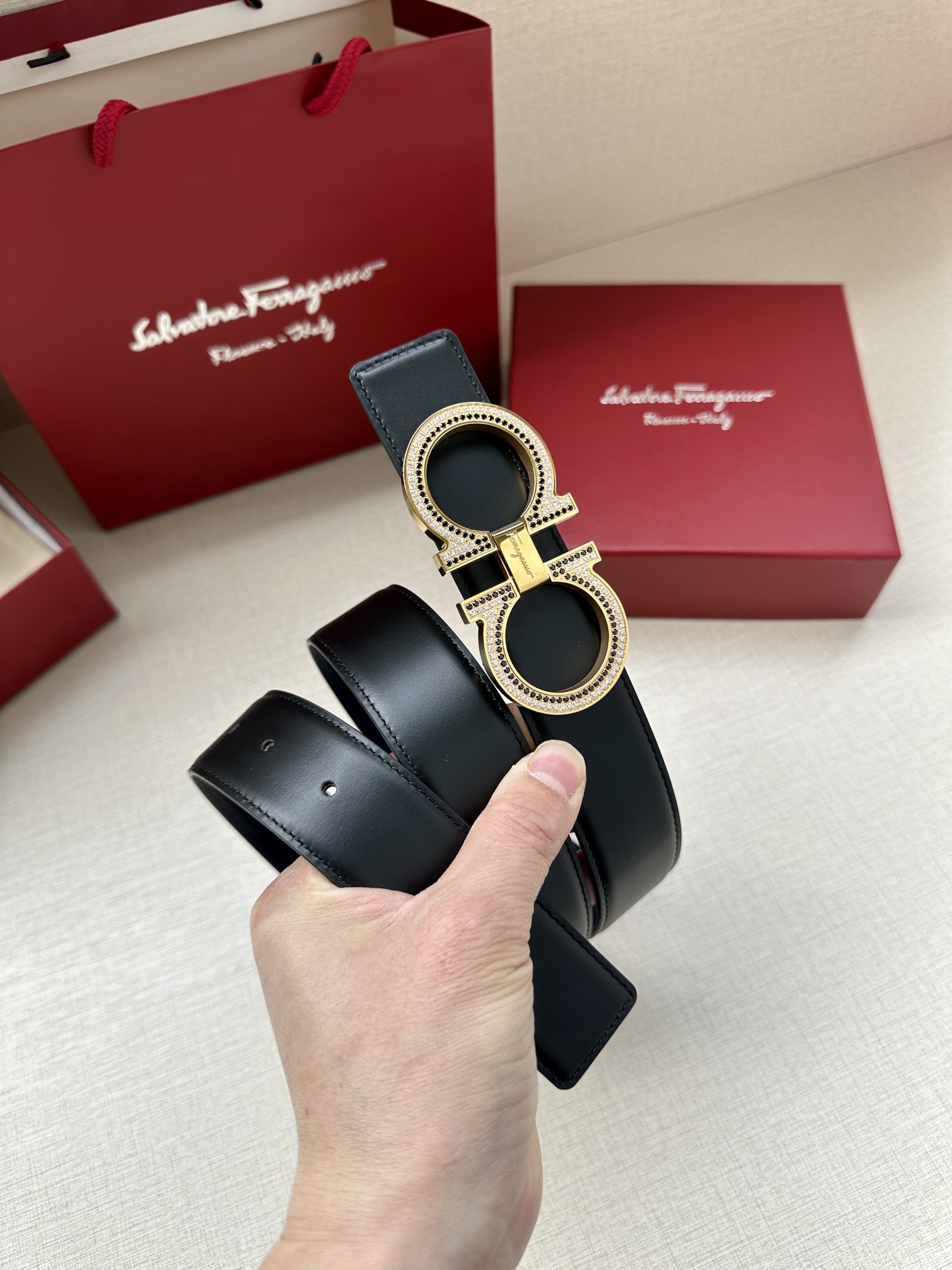 Ferragamo.菲拉格慕宽度3.