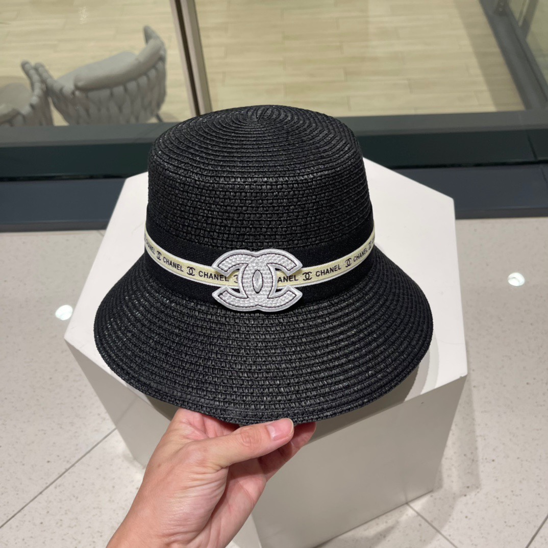  Chanel香奈儿草帽，头围57cm。
