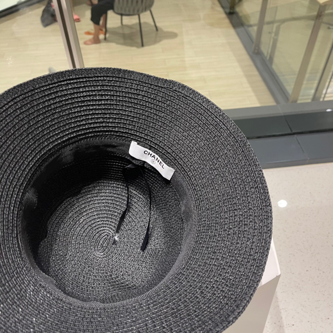  Chanel香奈儿草帽，头围57cm。