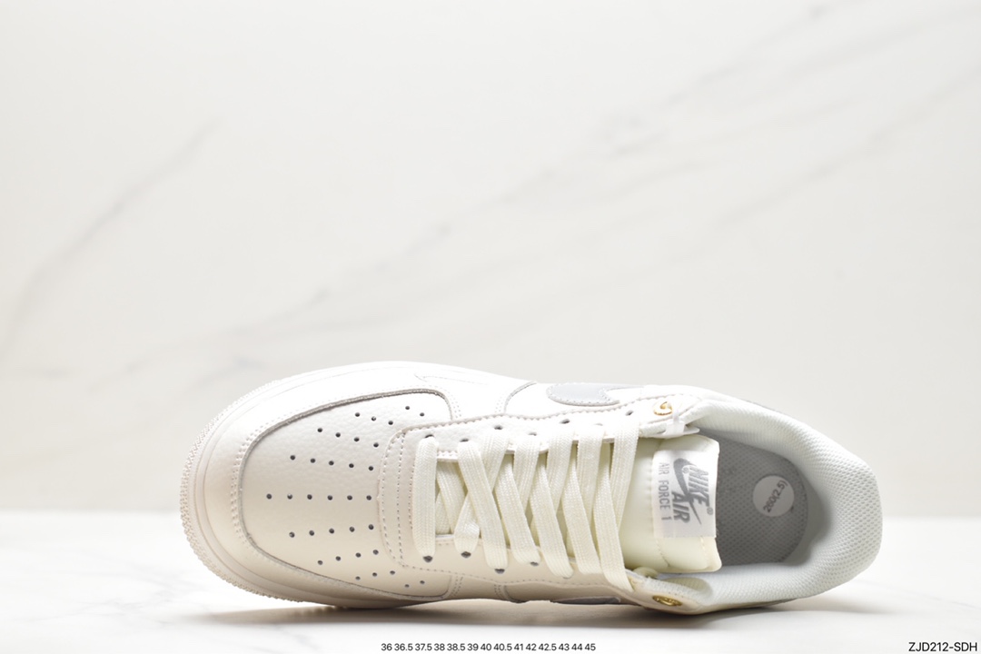 耐克Nike Air Force 1 ‘07 Low MK0621-977