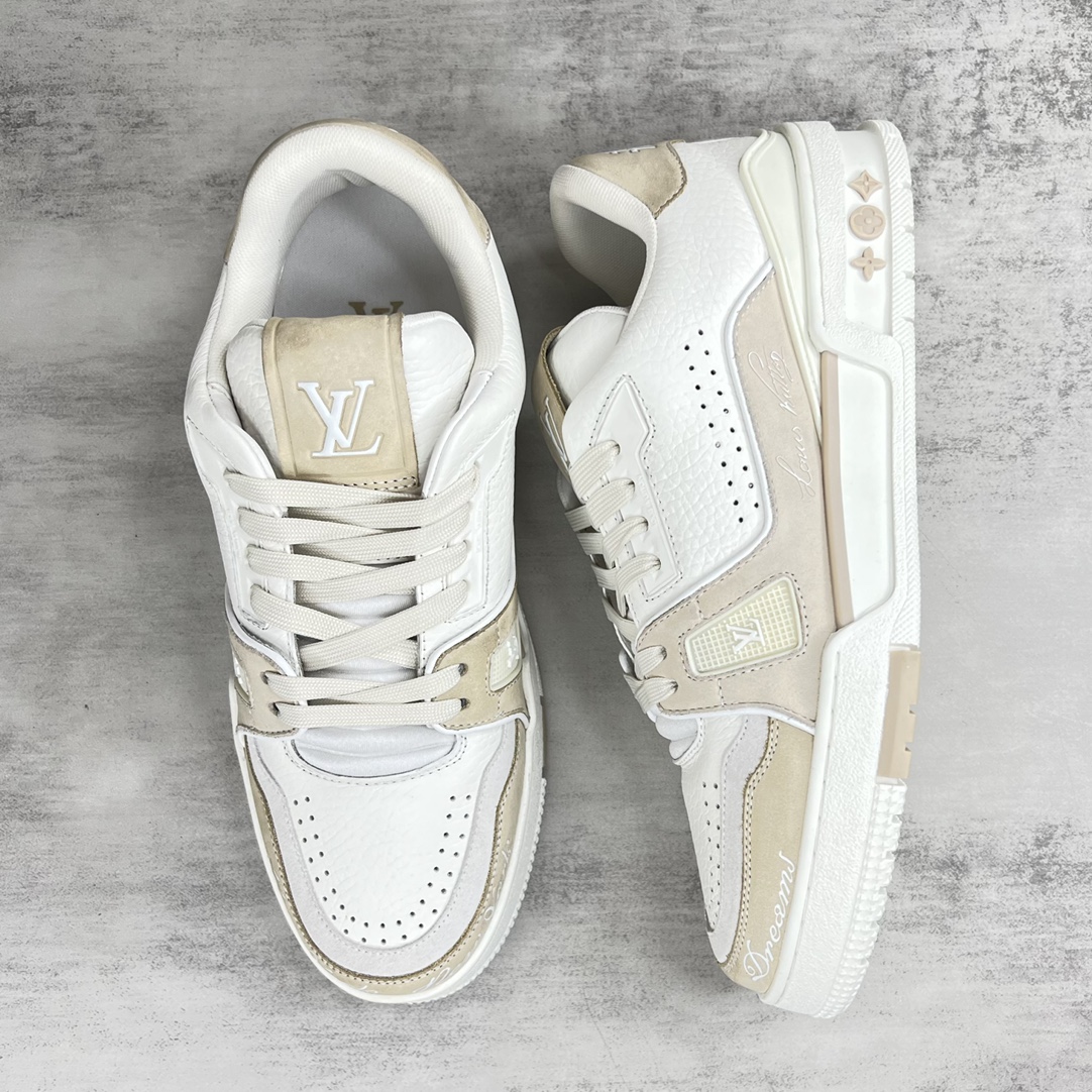 Louis Vuitton 新款上架 2023 Louis*Vuitto* LV Trainer 纽约限定最新款 大底和面料私模 绝对下血本费心思的一款鞋子 自Vifgil到来之后而设计的这一系列 每一季度都深受众多粉丝的青睐 TPU 大底 包装