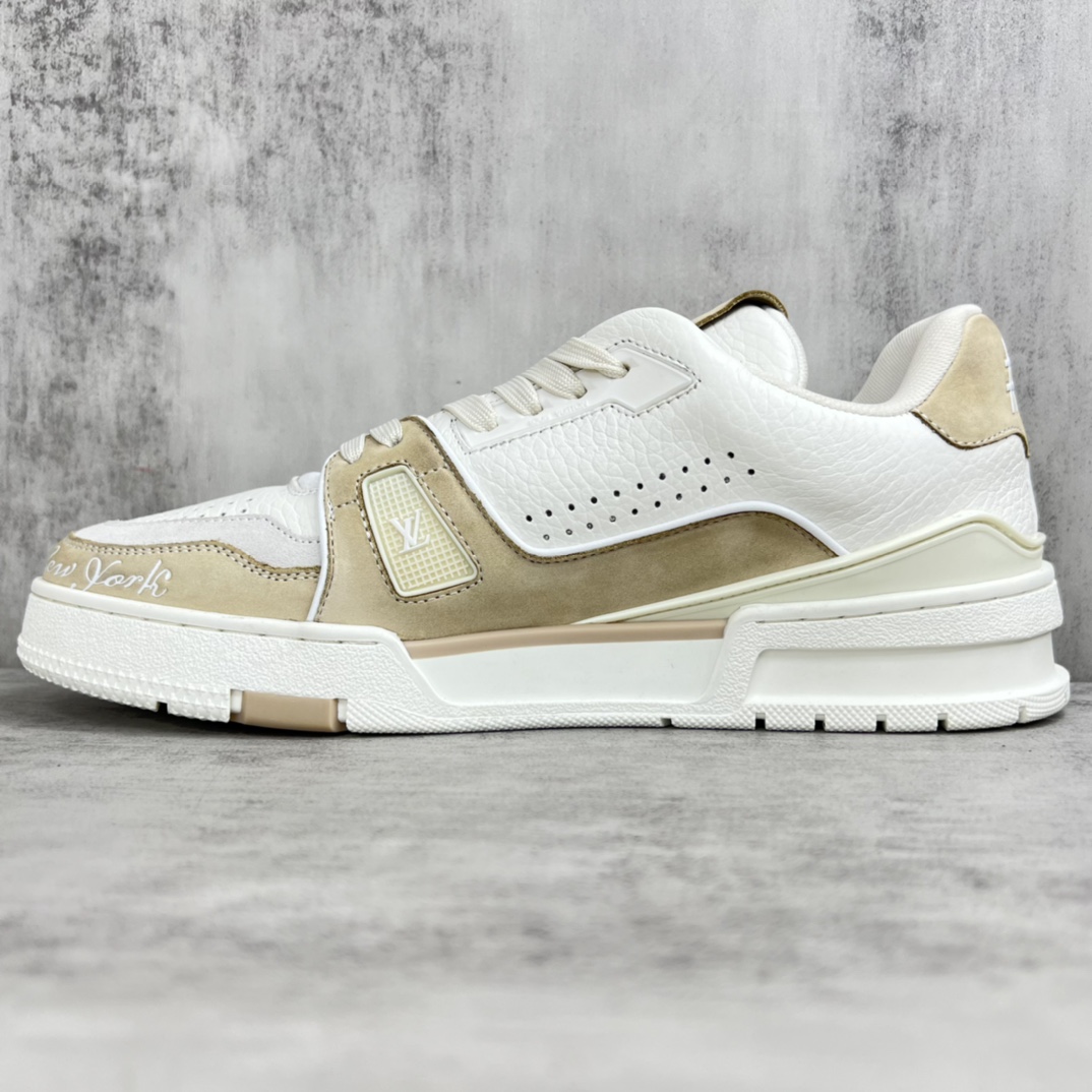 Louis Vuitton 新款上架 2023 Louis*Vuitto* LV Trainer 纽约限定最新款 大底和面料私模 绝对下血本费心思的一款鞋子 自Vifgil到来之后而设计的这一系列 每一季度都深受众多粉丝的青睐 TPU 大底 包装