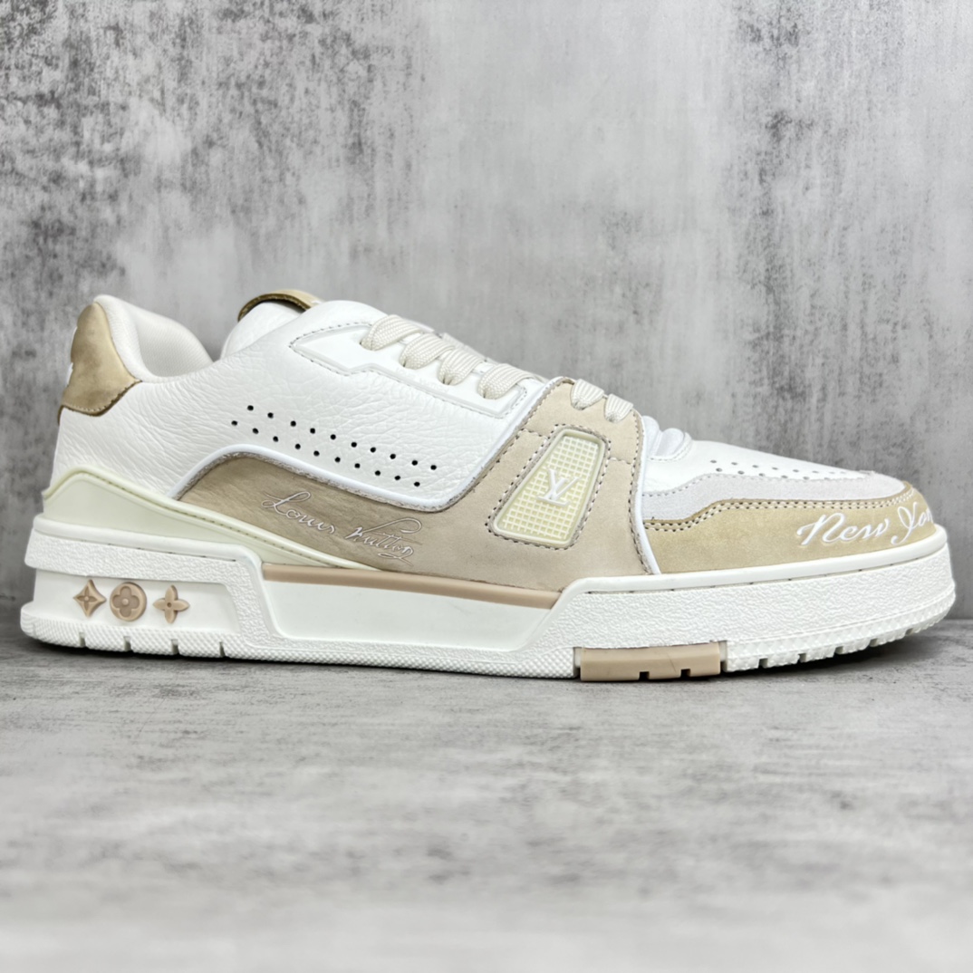 Louis Vuitton 新款上架 2023 Louis*Vuitto* LV Trainer 纽约限定最新款 大底和面料私模 绝对下血本费心思的一款鞋子 自Vifgil到来之后而设计的这一系列 每一季度都深受众多粉丝的青睐 TPU 大底 包装