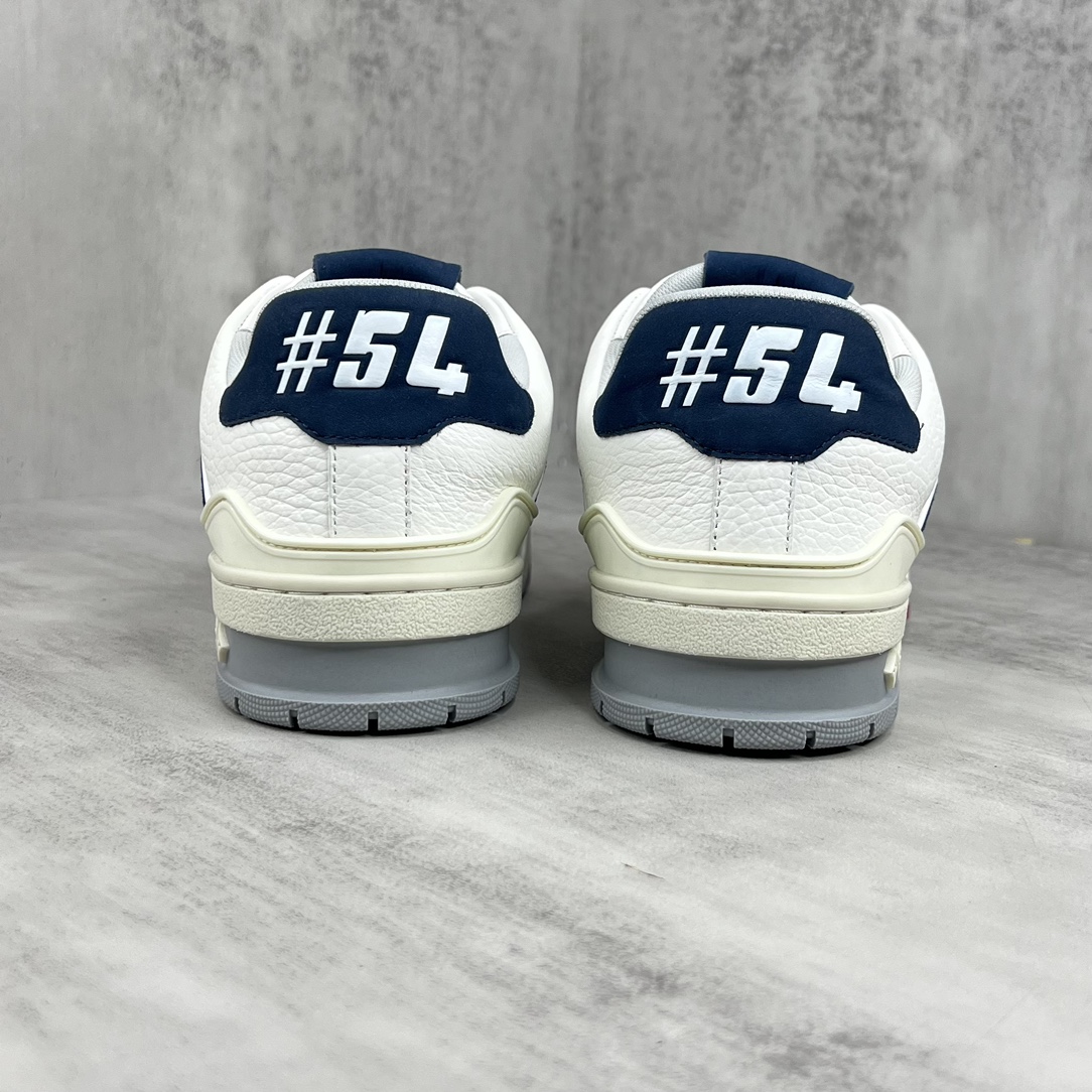 Louis Vuitton 新款上架 2023 Louis*Vuitto* LV Trainer 纽约限定最新款 大底和面料私模 绝对下血本费心思的一款鞋子 自Vifgil到来之后而设计的这一系列 每一季度都深受众多粉丝的青睐 TPU 大底 包装